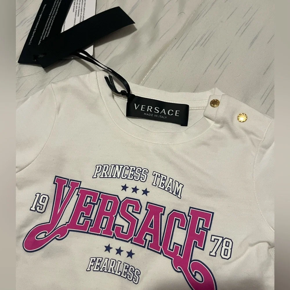 Versace long sleeve baby girl shirt...6-9 months - Picture 4 of 6
